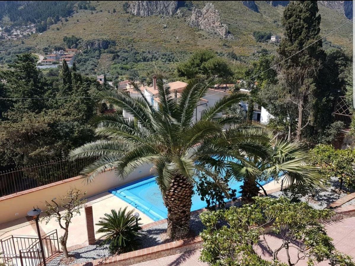 Villa del Golfo Urio with shared swimming pool Santa Flavia Esterno foto