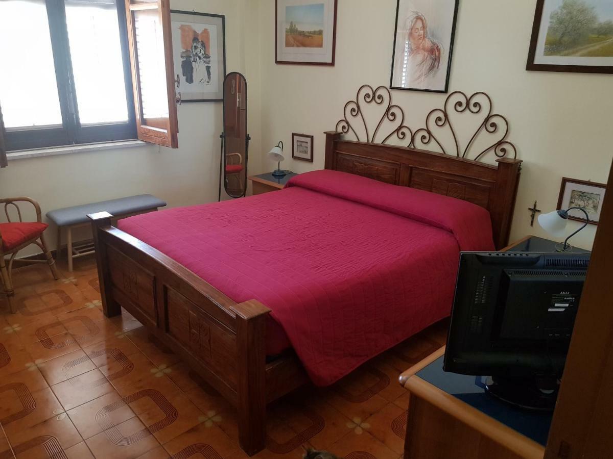 Villa del Golfo Urio with shared swimming pool Santa Flavia Esterno foto
